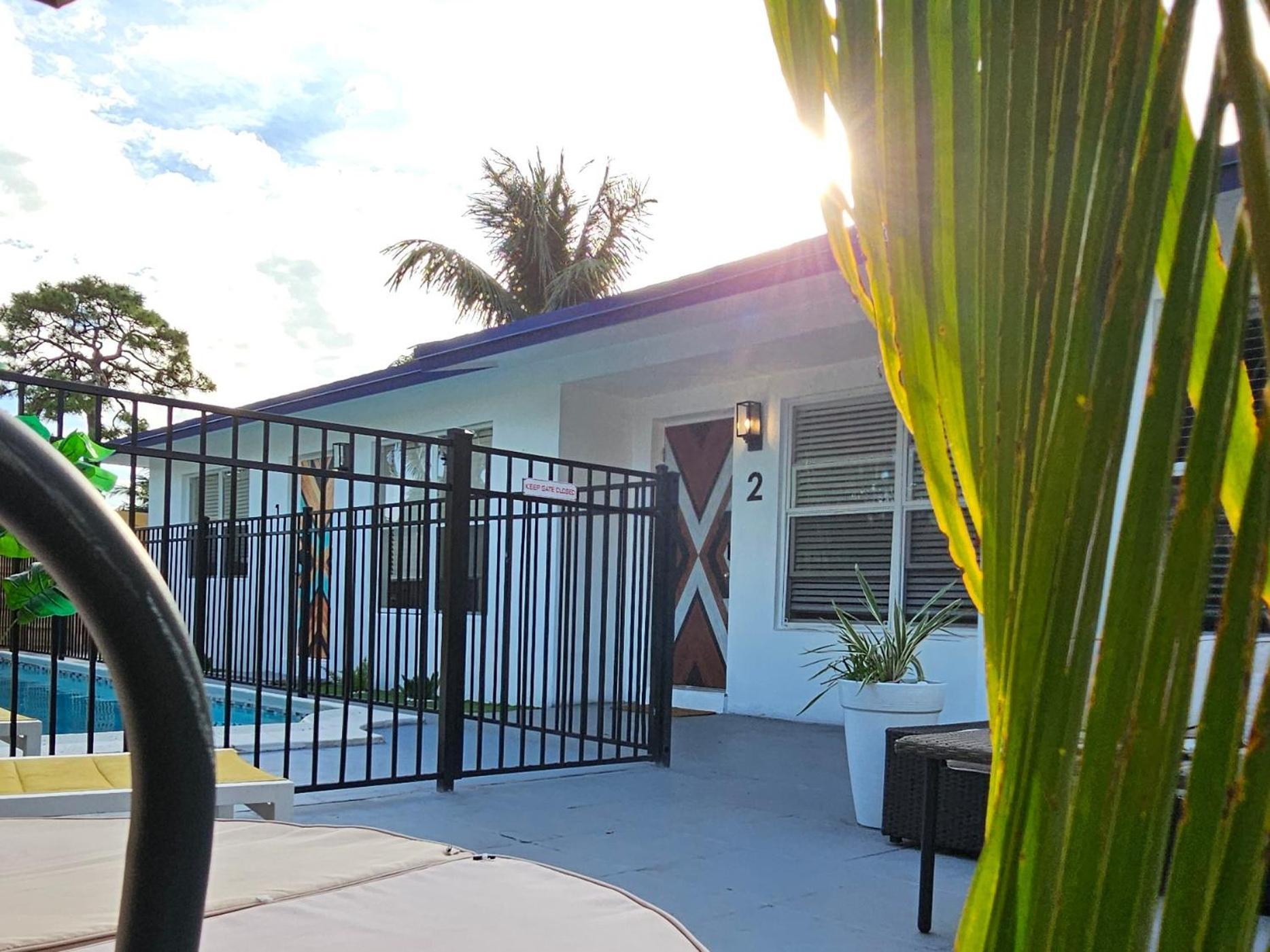 Equipped House W Pool & Patios, Near The Beaches, Prime Location- Ideal For Small Families, Coastal Haven ฟอร์ต ลอเดอร์เดล ภายนอก รูปภาพ
