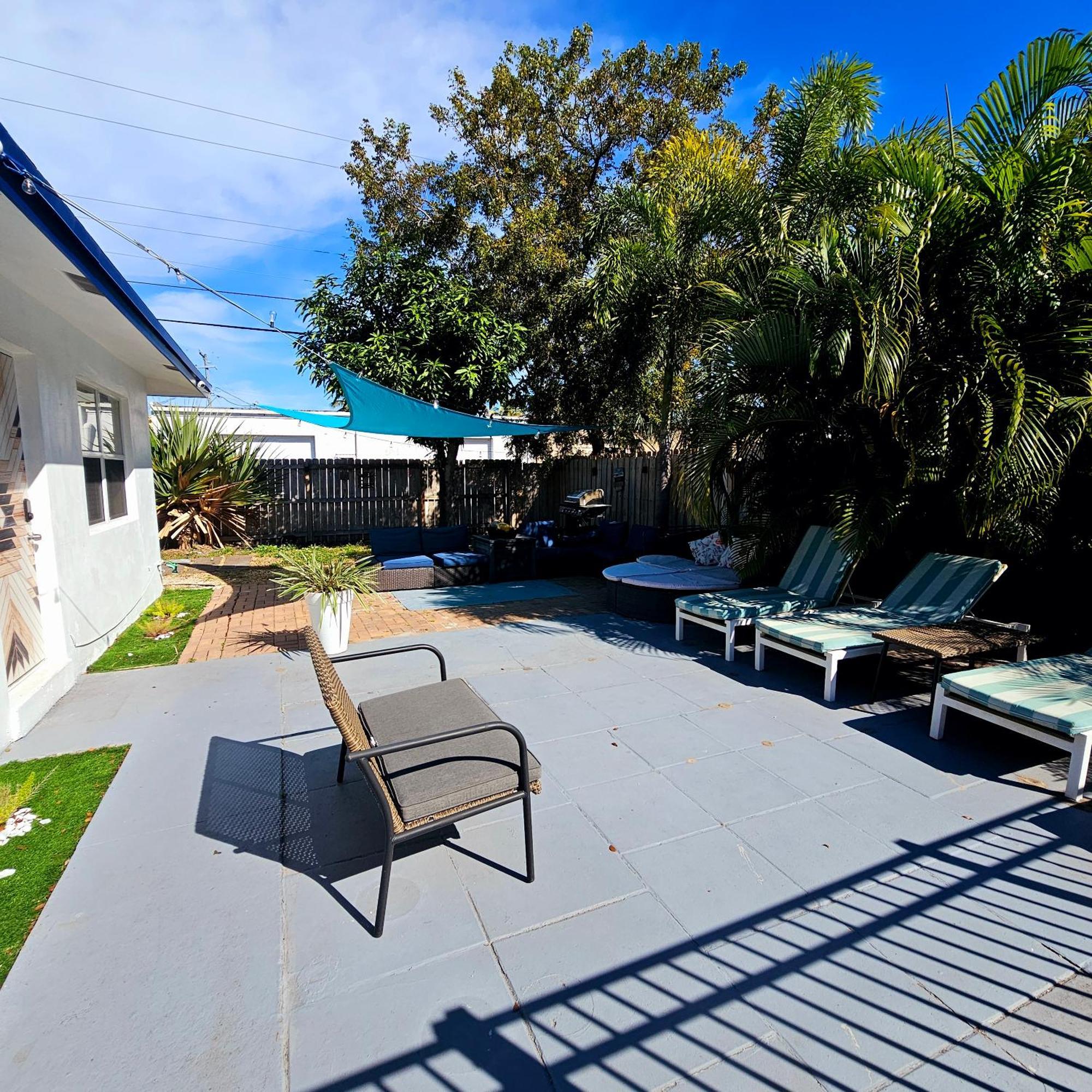 Equipped House W Pool & Patios, Near The Beaches, Prime Location- Ideal For Small Families, Coastal Haven ฟอร์ต ลอเดอร์เดล ภายนอก รูปภาพ