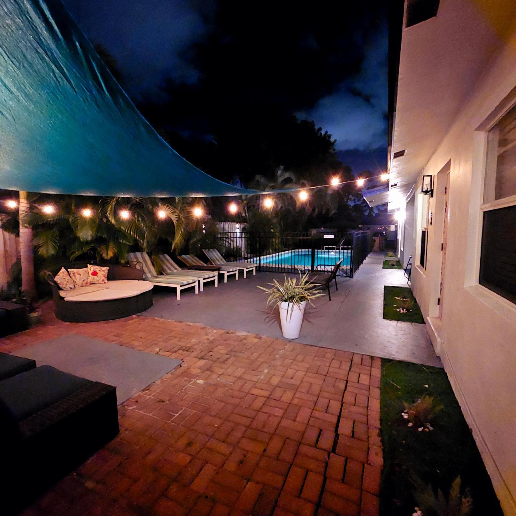Equipped House W Pool & Patios, Near The Beaches, Prime Location- Ideal For Small Families, Coastal Haven ฟอร์ต ลอเดอร์เดล ภายนอก รูปภาพ