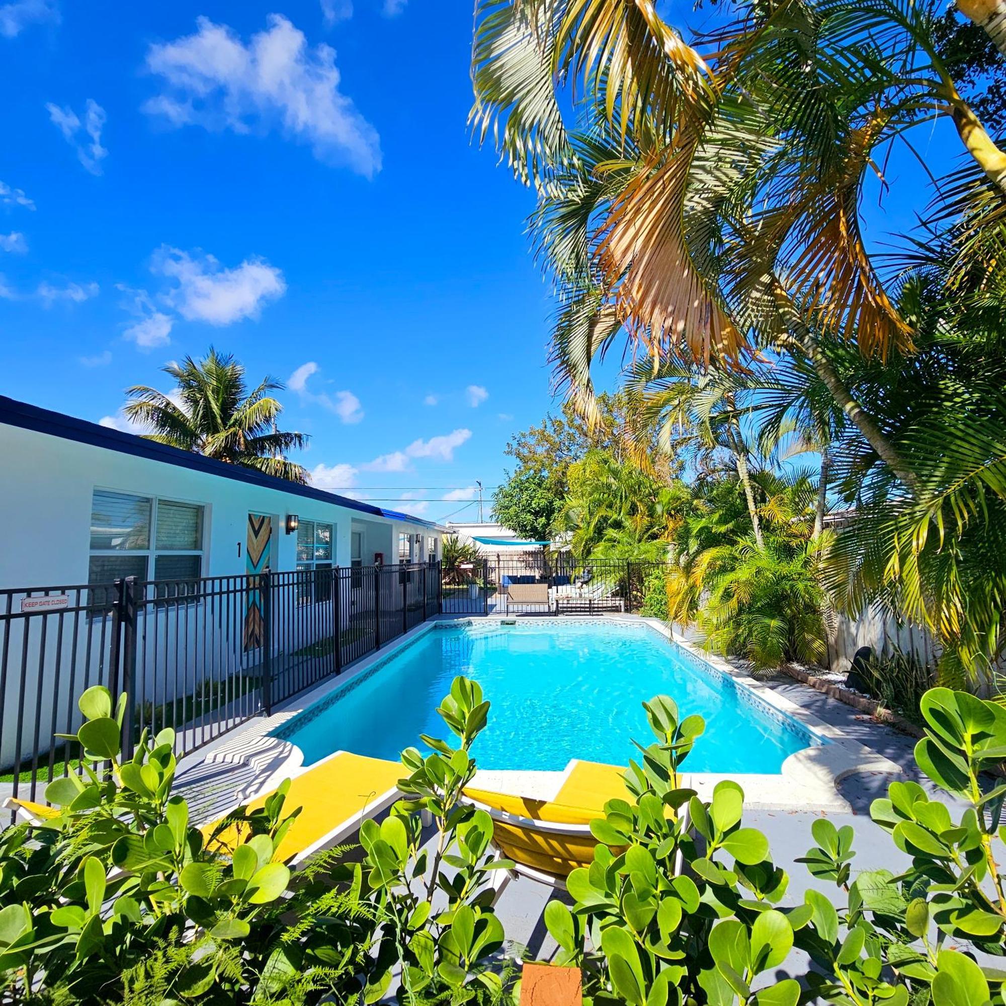 Equipped House W Pool & Patios, Near The Beaches, Prime Location- Ideal For Small Families, Coastal Haven ฟอร์ต ลอเดอร์เดล ภายนอก รูปภาพ