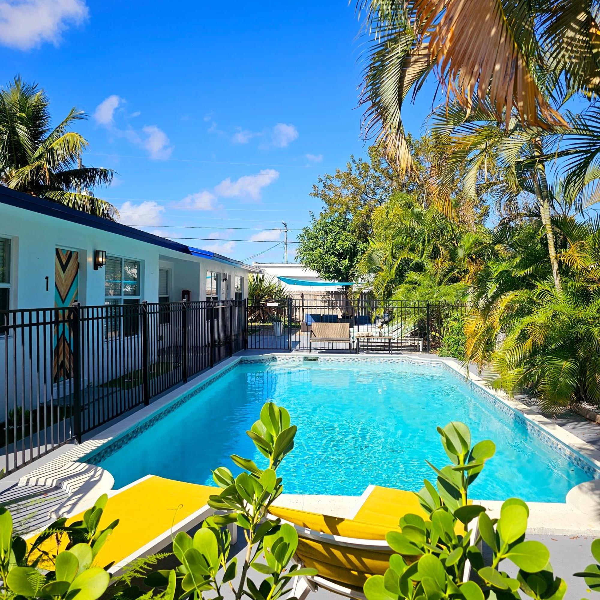 Equipped House W Pool & Patios, Near The Beaches, Prime Location- Ideal For Small Families, Coastal Haven ฟอร์ต ลอเดอร์เดล ภายนอก รูปภาพ